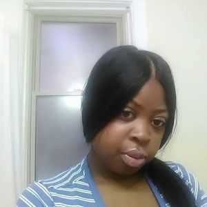 Meet your Posher, Leslie